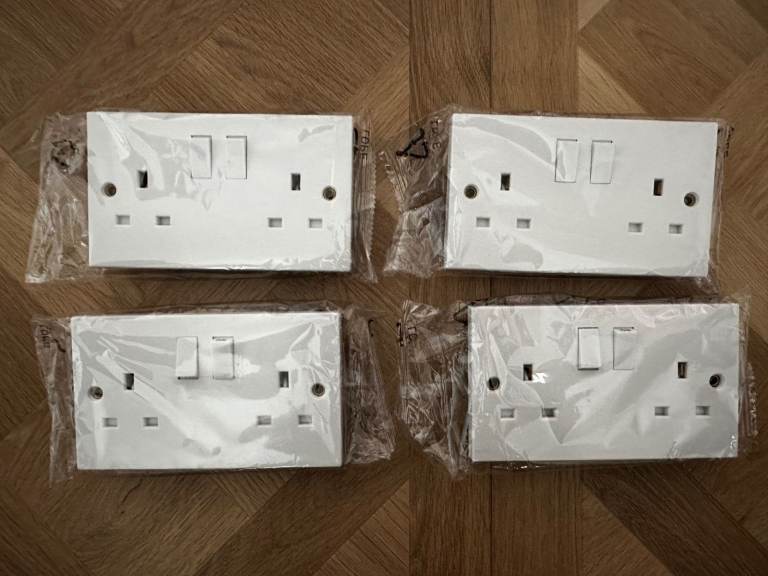 4 x LAP 13A 2-Gang DP Switched Plug Sockets White