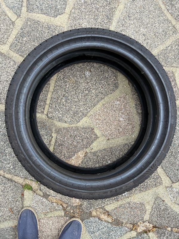 Fireli 20 inch run flat tyre in excellent condition 