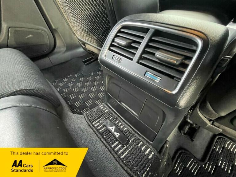 Audi A4 Avant 2015 2.0 TSFI S LINE AUTO PETROL