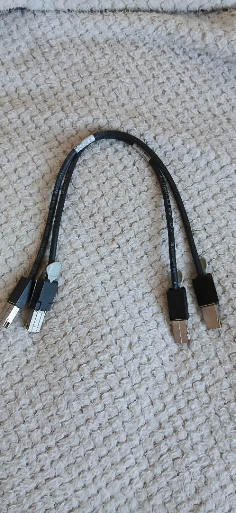 CISCO Leoni Bladestack Server Cables x2
