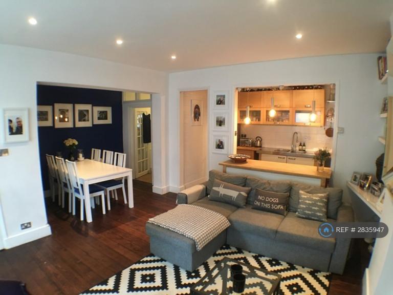 1 bedroom flat in Bedford Hill, London, SW12 (1 bed) (#2835947)