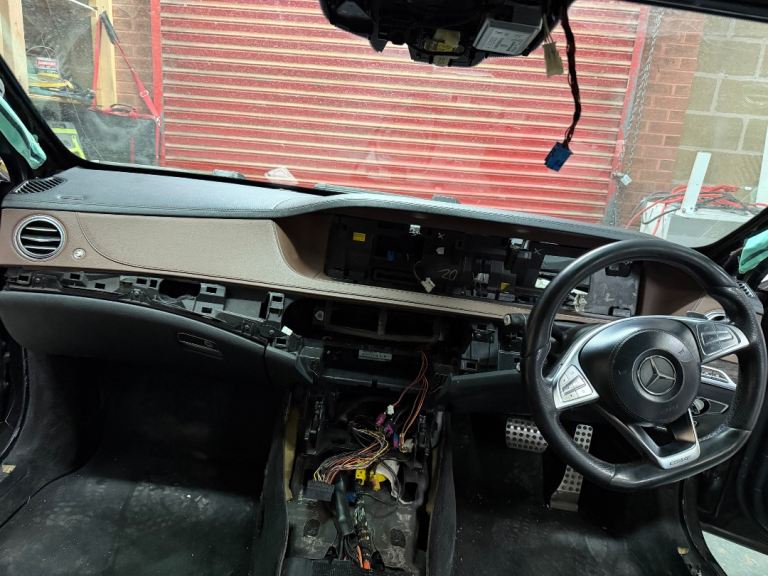 Mercedes s class w222 dashboard 