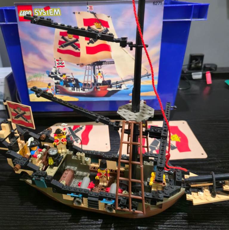 Lego sets 6271 Pirate ship + 8816,8210,8062