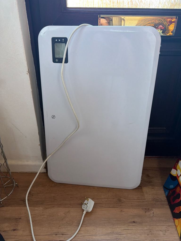 White Portable Electric Heater – Good Condition
