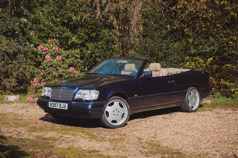 1995 Mercedes-Benz E Class E220 Cabriolet CONVERTIBLE Petrol Manual