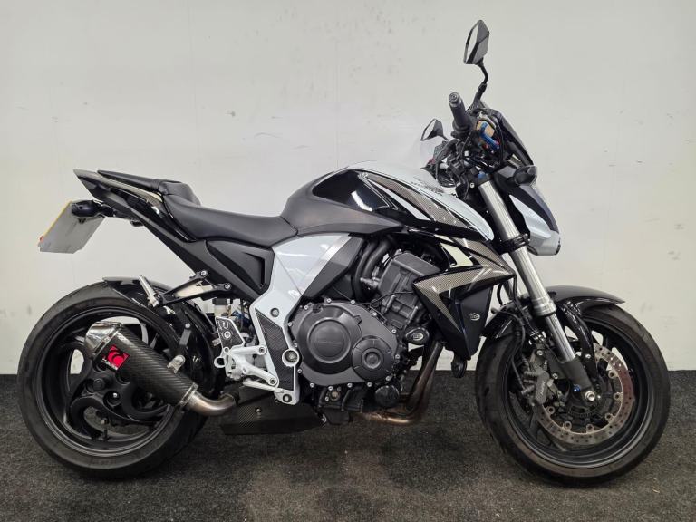 HONDA CB1000 RA-F ** PUIG SCREEN - SCORPION EXHUAST - RandG CRASH PROTECTION *