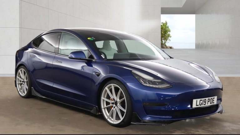 2019 Tesla Model 3 Long Range AWD 4dr Auto SALOON ELECTRIC Automatic