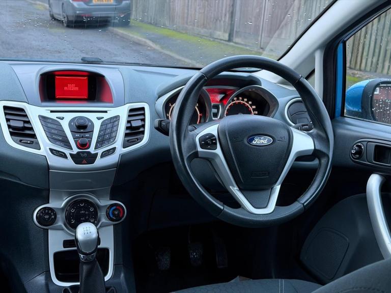 2011 Ford Fiesta 1.25 Zetec 3dr HATCHBACK Petrol Manual