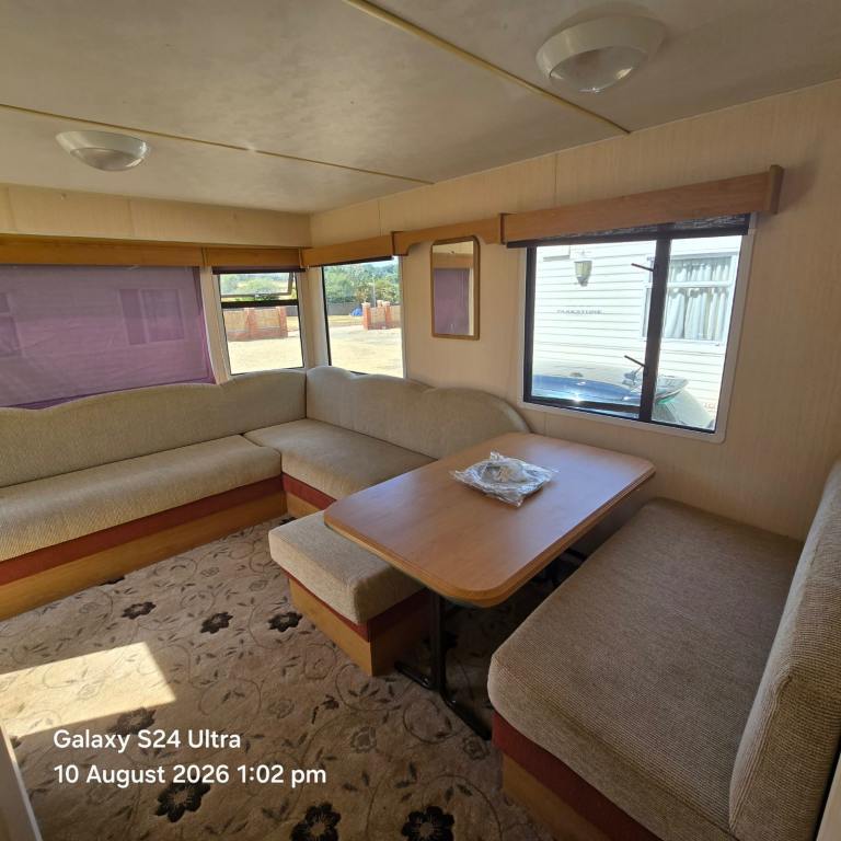 2 bedroom static caravan for rent
