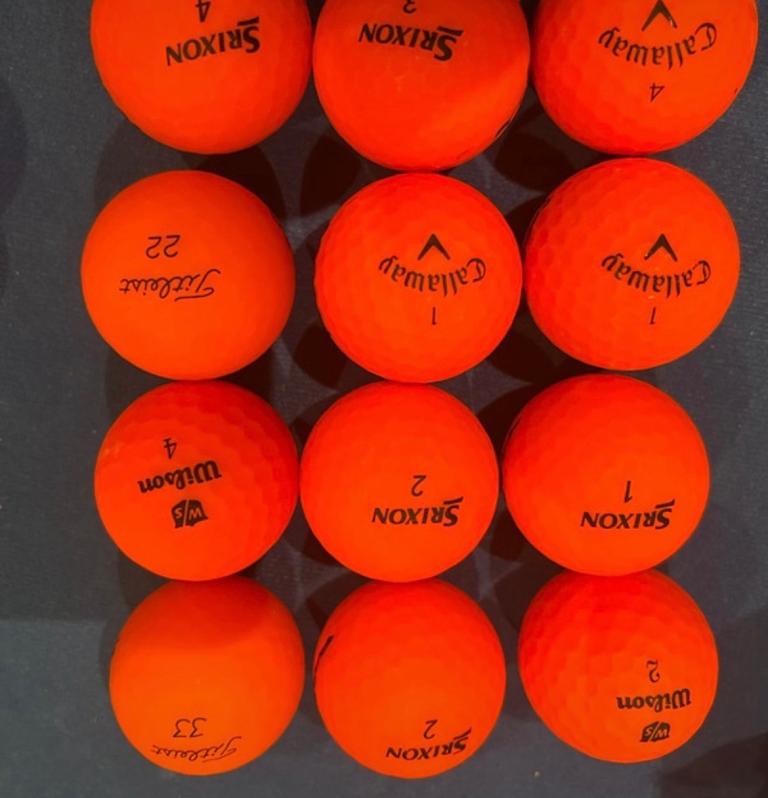 12 x selection of orange matte golf balls