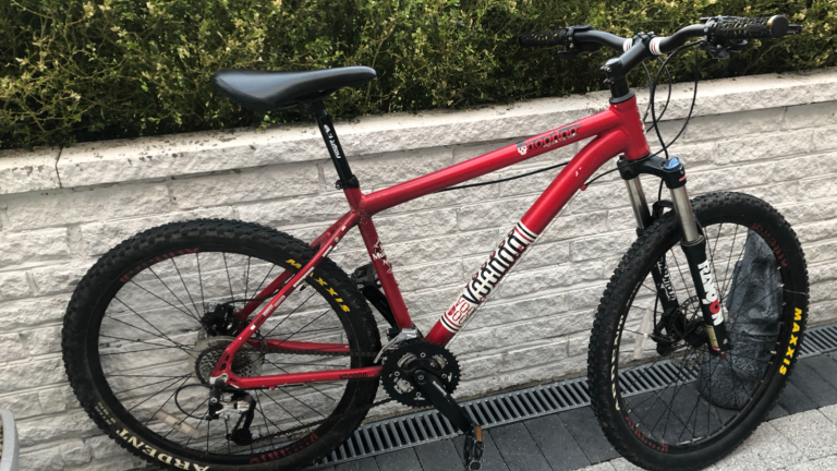 Voodoo mountain bike by joe Murray hydrolic disc brakes 