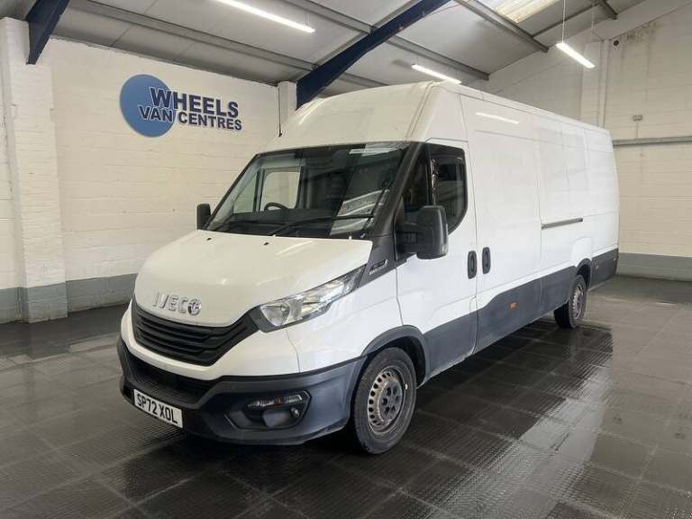 2022 Iveco Daily 2.3 High Roof Van 3520L WB Hi-Matic PANEL VAN DIESEL Automatic