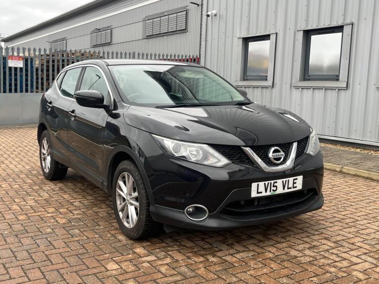 2015 Nissan Qashqai 1.2 DIG-T Acenta XTRON 2WD Euro 6 (s/s) 5dr HATCHBACK Petrol Automatic