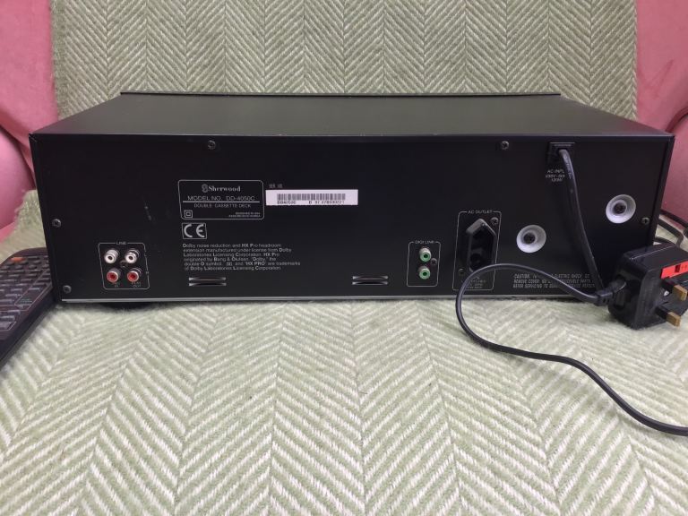 Kenwood Double Cassette Deck KX-W8030 – Good Condition