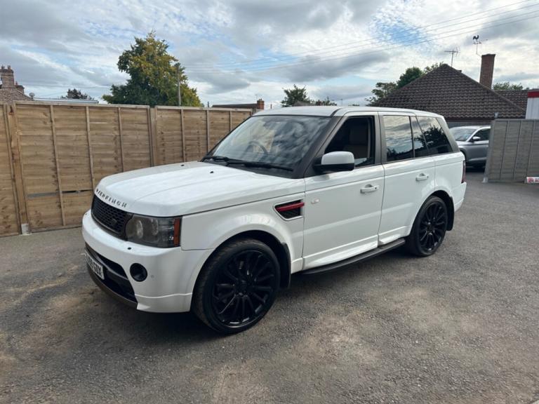 2009 Land Rover Range Rover Sport 3.0 TDV6 HSE 5dr CommandShift ESTATE DIESEL Automatic