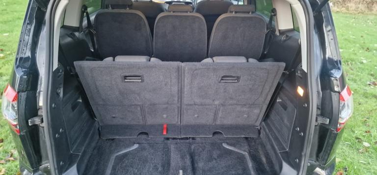 2013 Ford S-Max 2.0 TDCi 140 Titanium 5dr MPV Diesel Manual