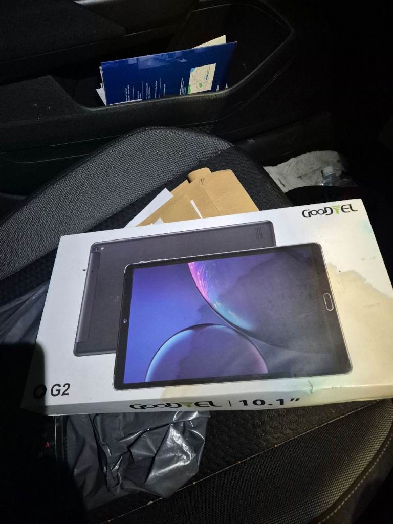 Goodtel G10 10.2 inch tablet - Like New