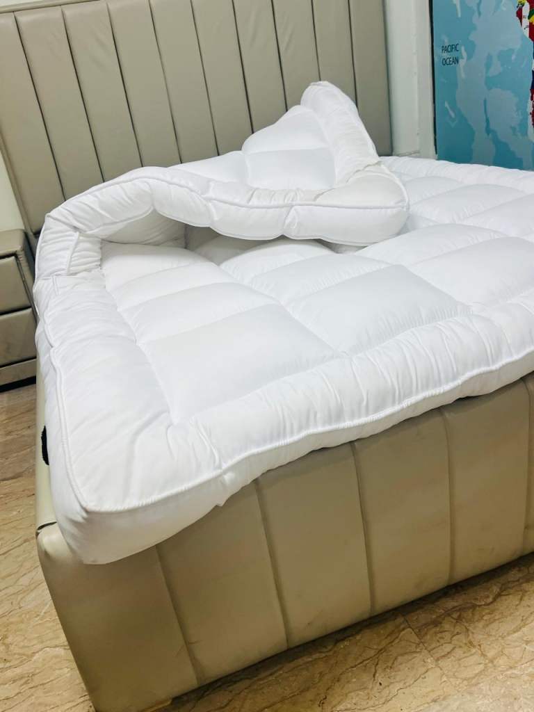 New Luxury Super King Mattress Topper – Thick, Deep Filled & Hotel Quality – Brand New