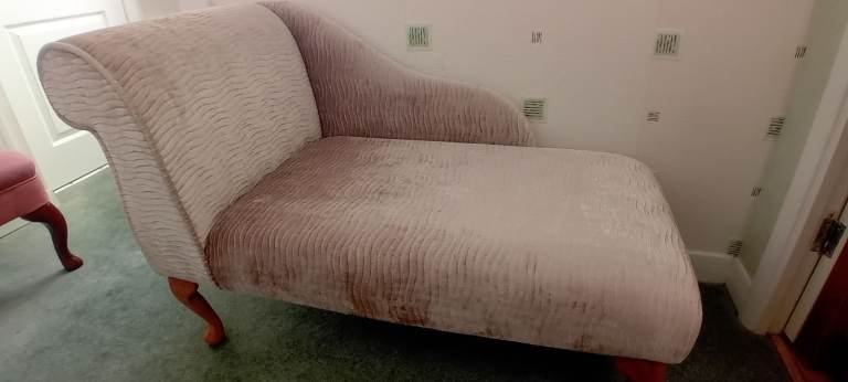 image for Small Chaise