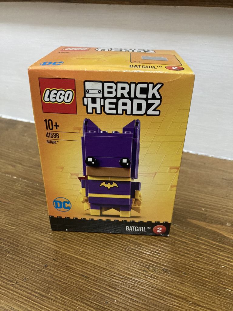 Lego Brickheadz Batgirl 41586