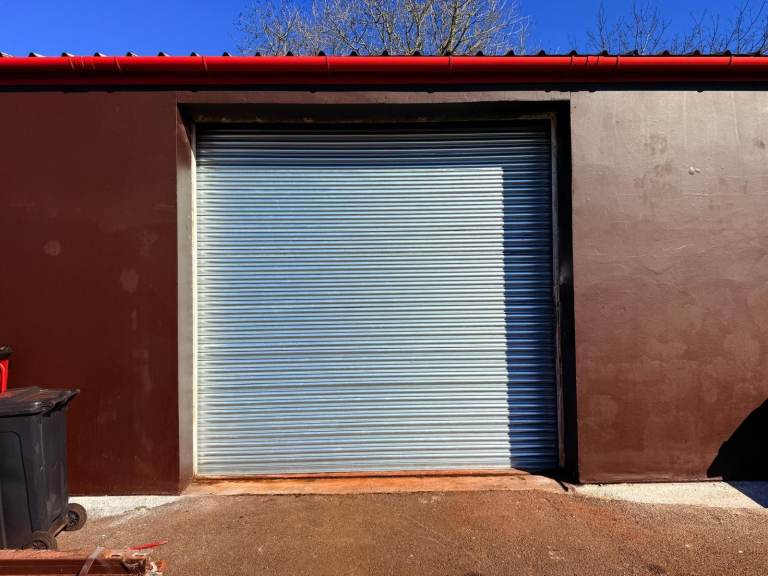 800 SQ FT COMMERCIAL / STORAGE / WAREHOUSE UNIT TO LET – PENZANCE, CORNWALL – £170 PW