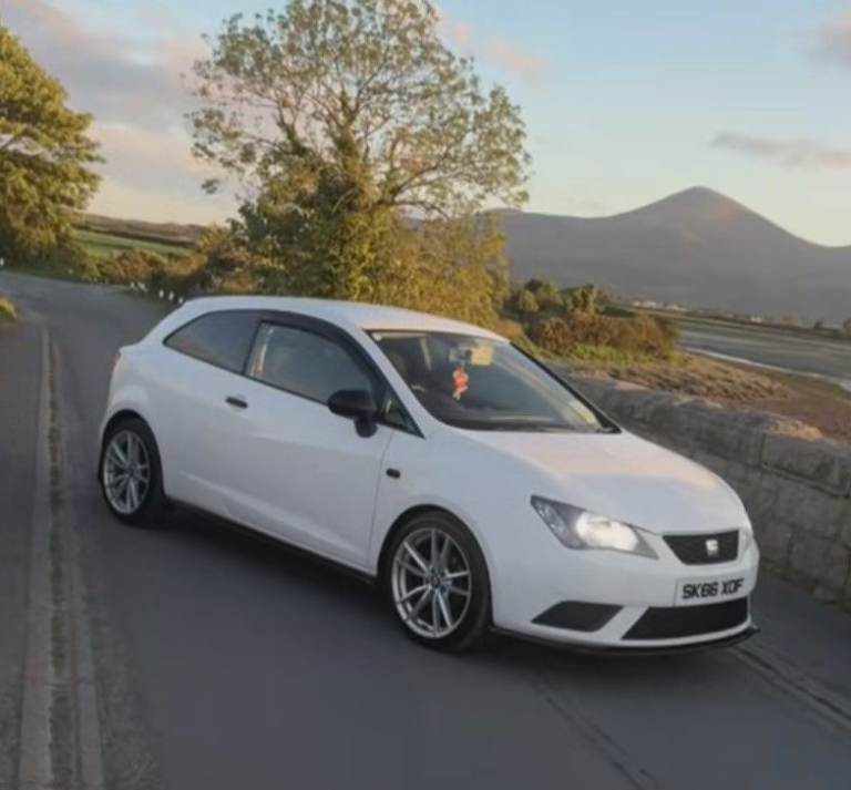 Seat, IBIZA, Hatchback, 2016, Manual, 999 (cc), 3 doors