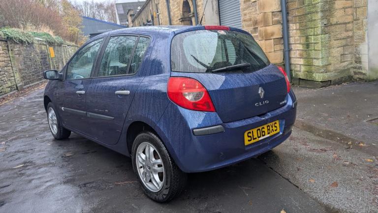 2006 Renault Clio 1.5 dCi 86 Dynamique 5dr HATCHBACK Diesel Manual