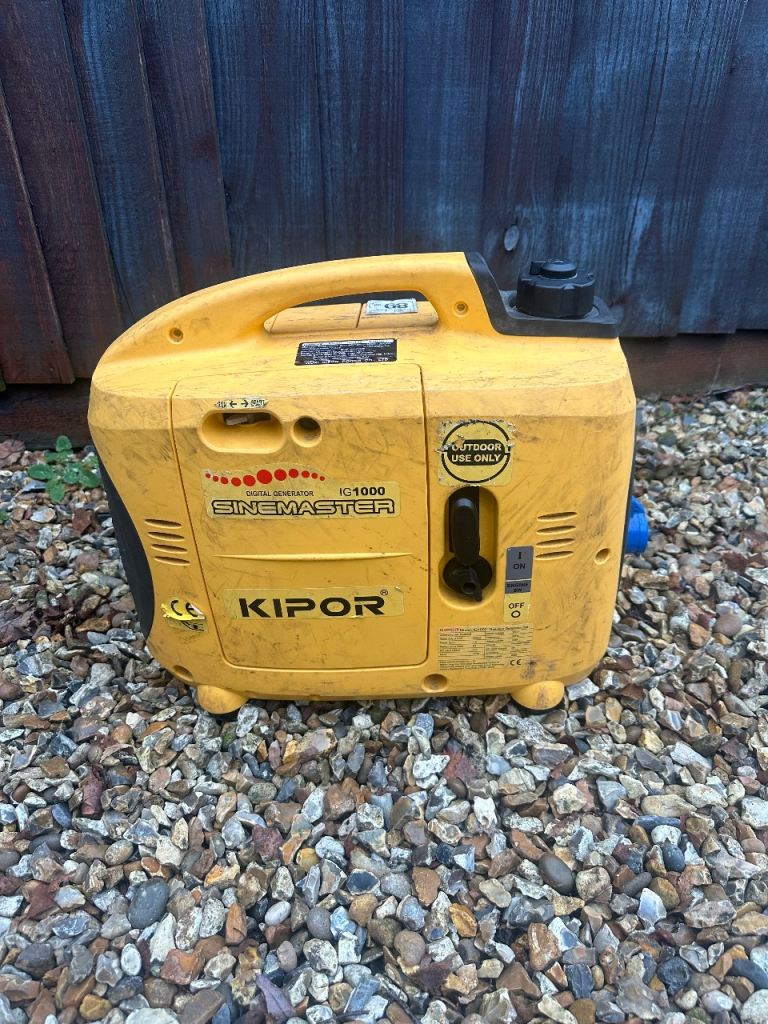 Kipor ig1000 suitcase generator