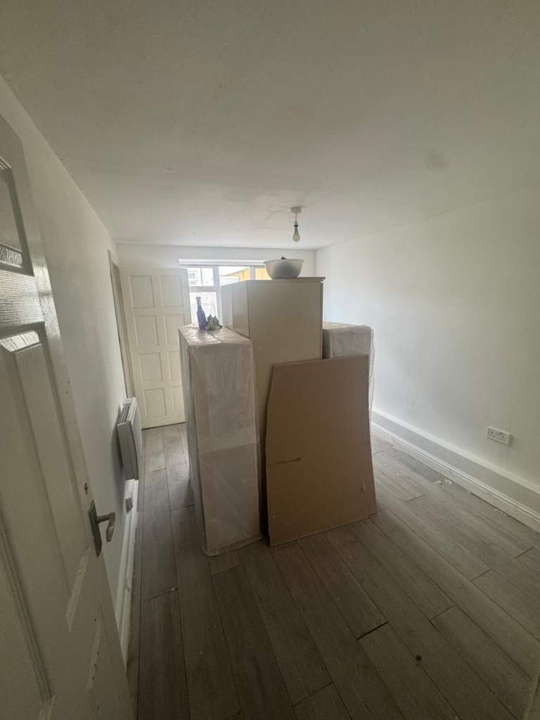 2-bedroom flat available for rent in Ilford (IG3)