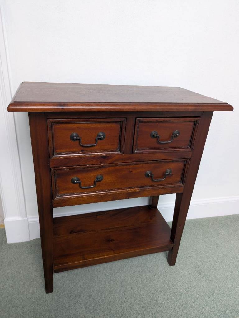 Side Table & Drawers