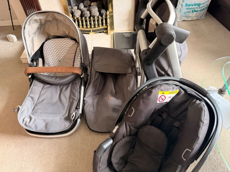 Travel System Pram and Car Seat Bundle – Good Condition