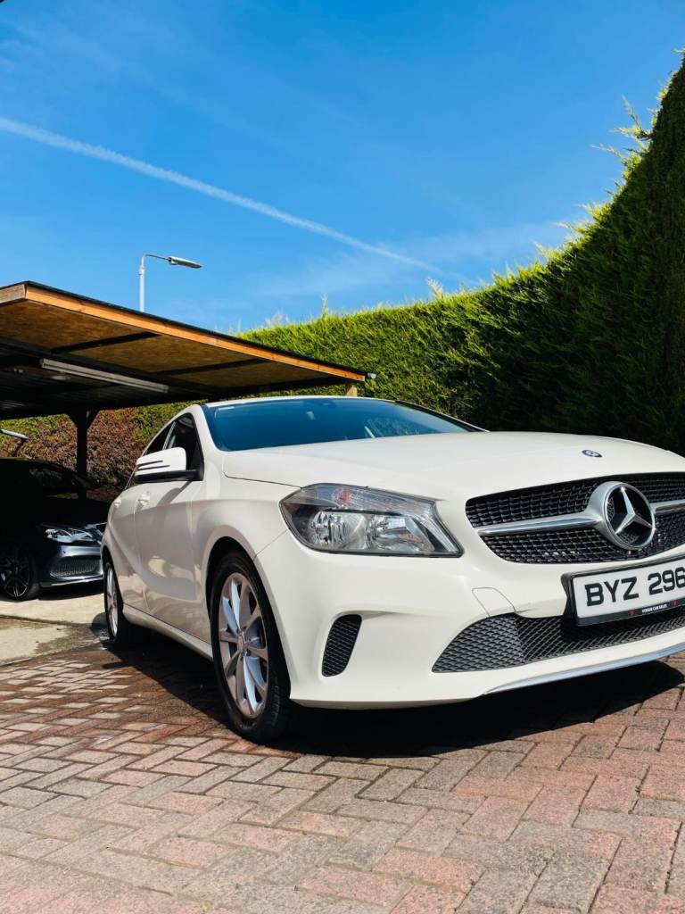 Mercedes-Benz, A CLASS, Hatchback, 2016, Manual, 1461 (cc), 5 doors