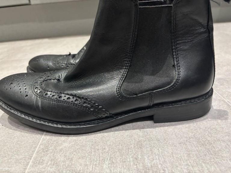 Men’s Black Linea UK size 8 Boots