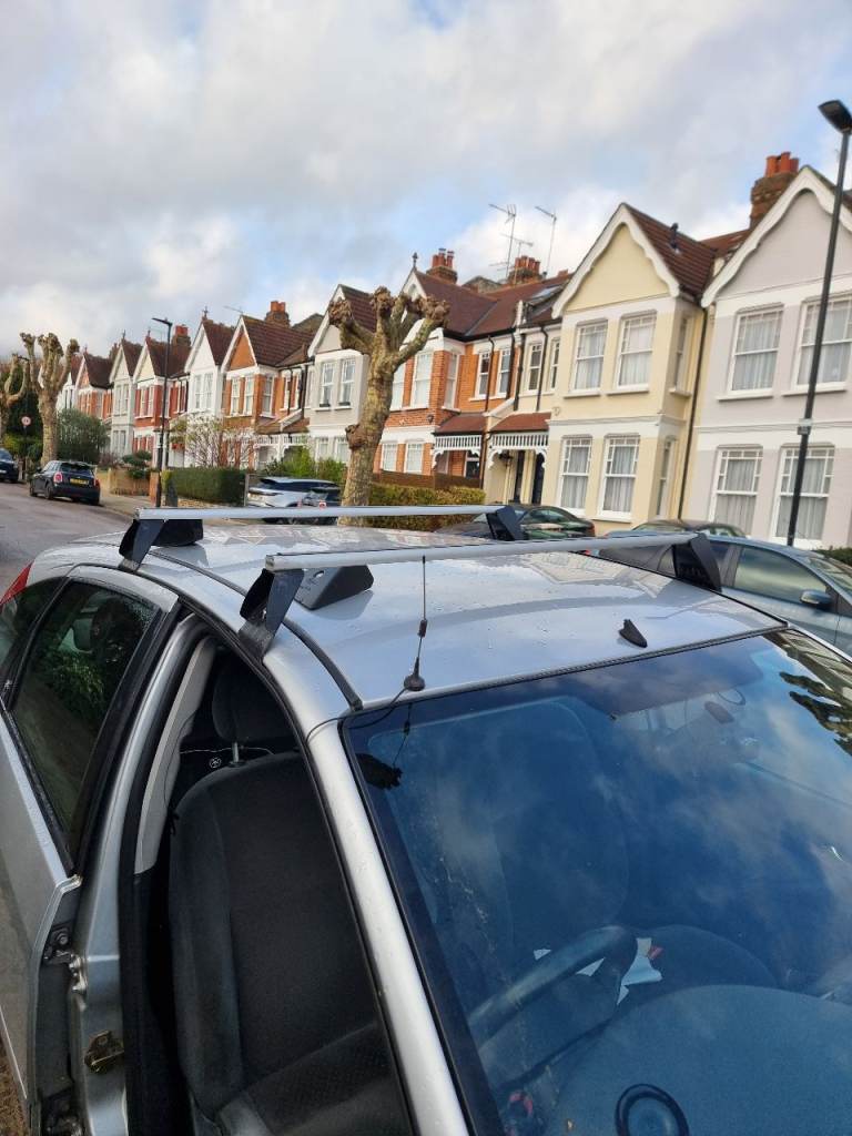 Roof bars for Mk1 Focus