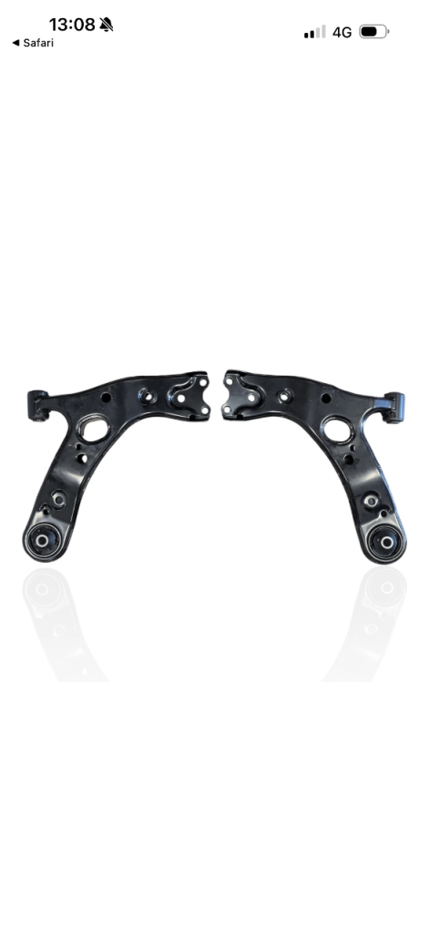 Pair of Lower arms for Toyota Auris