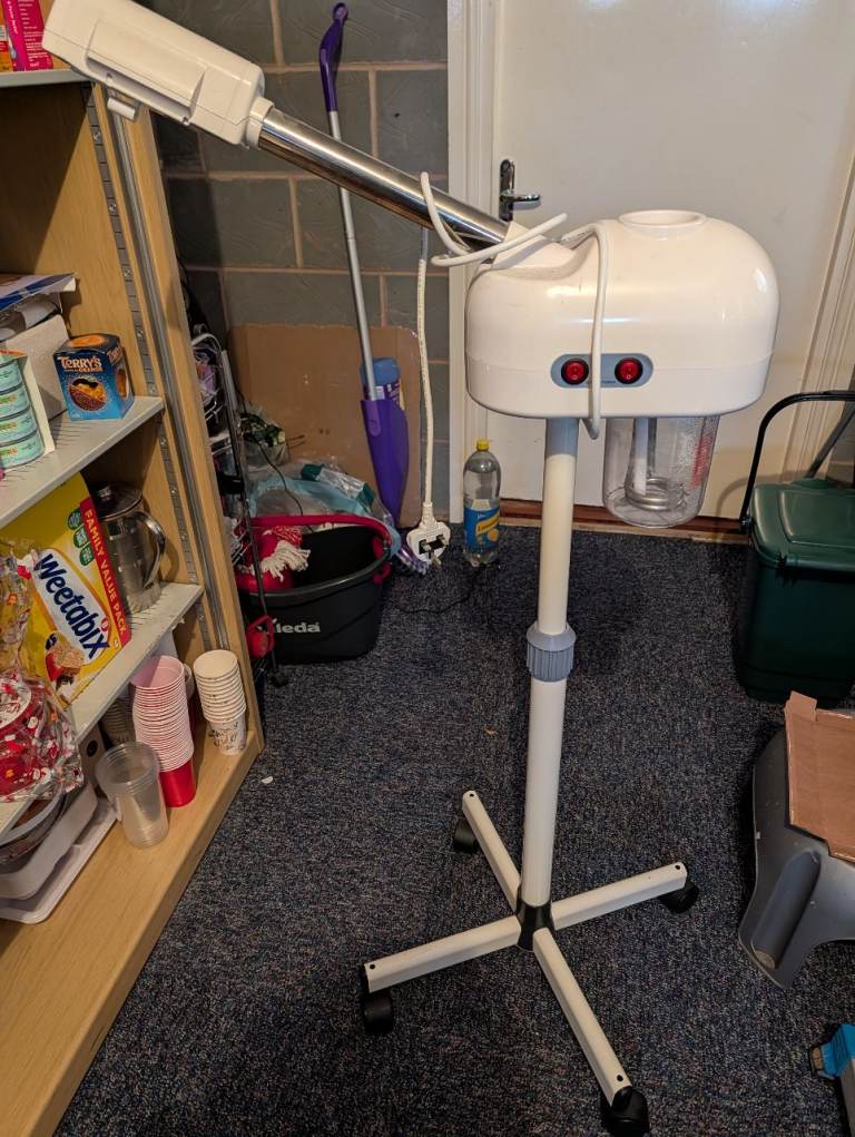 Hot vapour jet steamer