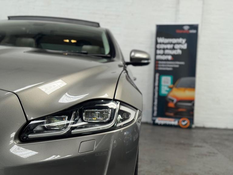2017 Jaguar XJ 3.0d V6 Portfolio Auto Euro 6 (s/s) 4dr SALOON Diesel Automatic