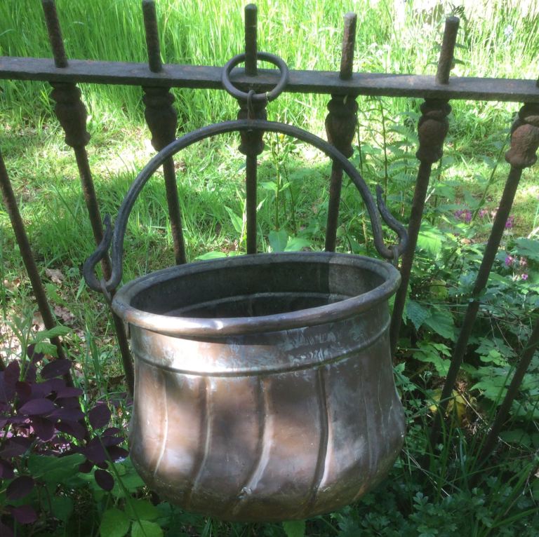 Antique copper pot cauldron heavy