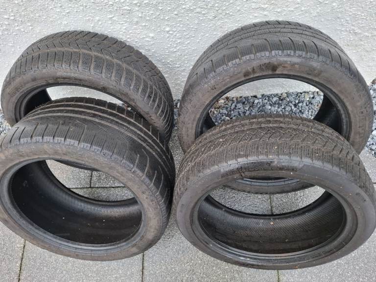*High spec set of 18" winter tyres*