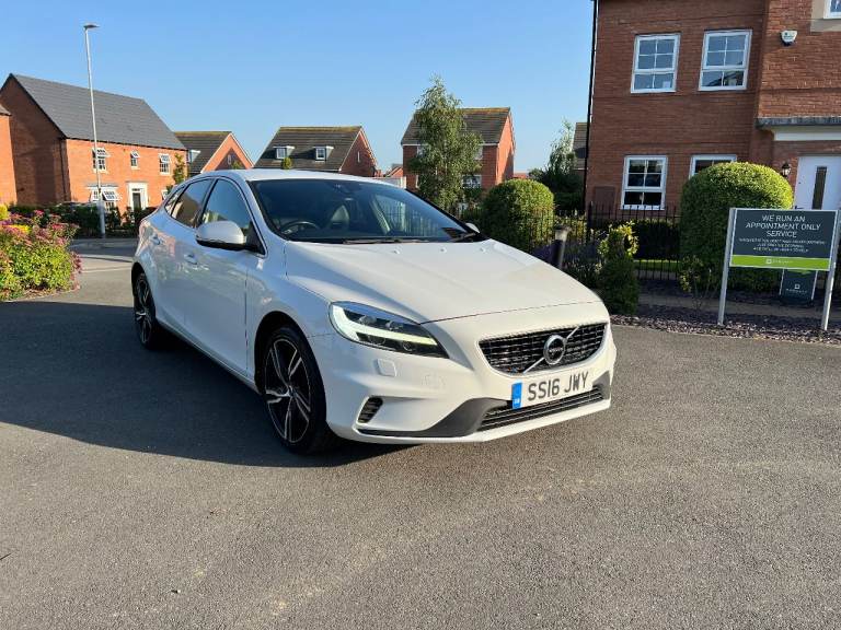 2016 Volvo V40 2.0 D3 R-Design Pro Hatchback Euro 6 ULEZ 
