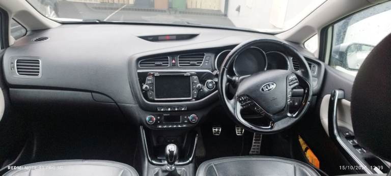 Kia, CEED, Hatchback, 2015, Manual, 1582 (cc), 5 doors