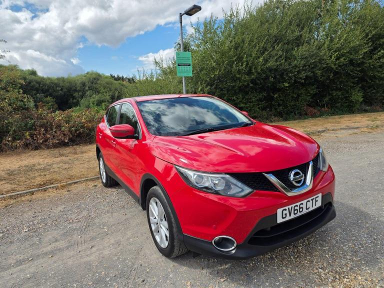 Nissan Qashqai 1.2 DIG-T Acenta 2WD Euro 6 (s/s) 5dr Petrol Manual