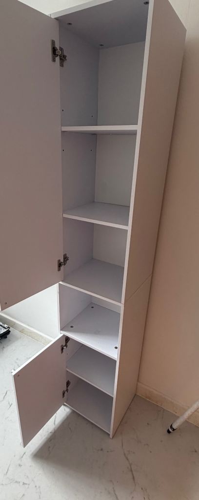 White Tall Storage Cabinet with Mirror – Excellent Condition
