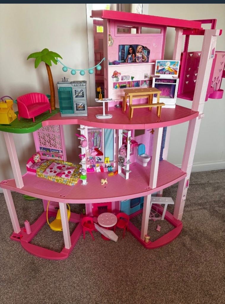 Barbie Dreamhouse 