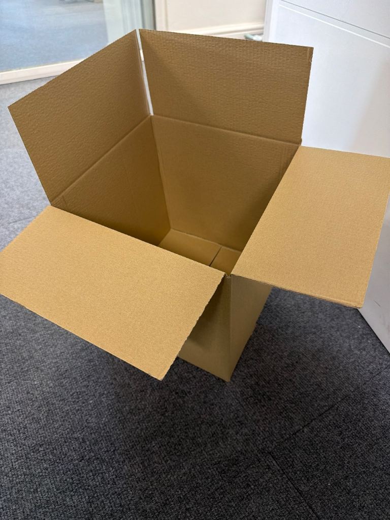 New Brown Cardboard Box – Perfect for Storage or Moving