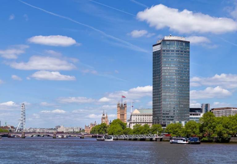 *Pimlico* Private Serviced Offices: Units from 5 to 50 desks for rent SW1