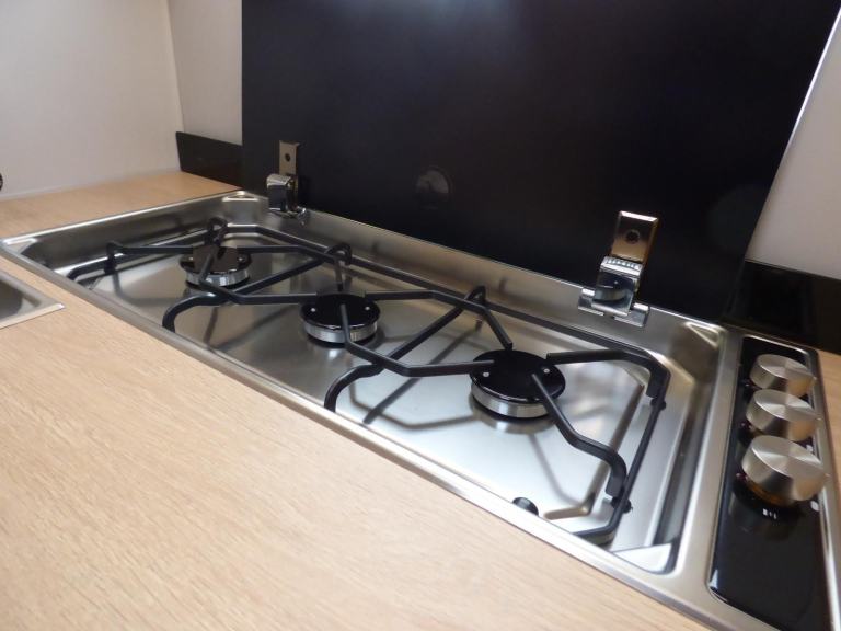 Adria Matrix 670 SL 60Y  Anniversary Edition DIESEL AUTOMATIC 2025