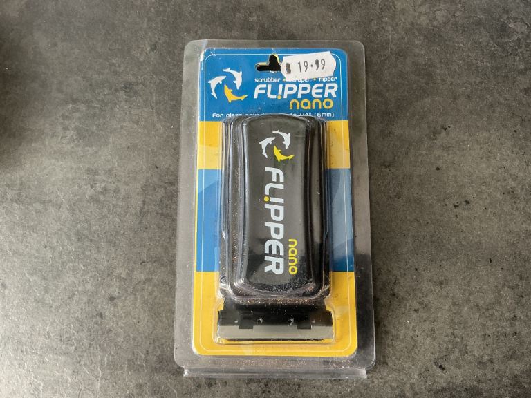 Flipper Nano Scrubber, fish tank magnetic scrubber/cleaner brand new.