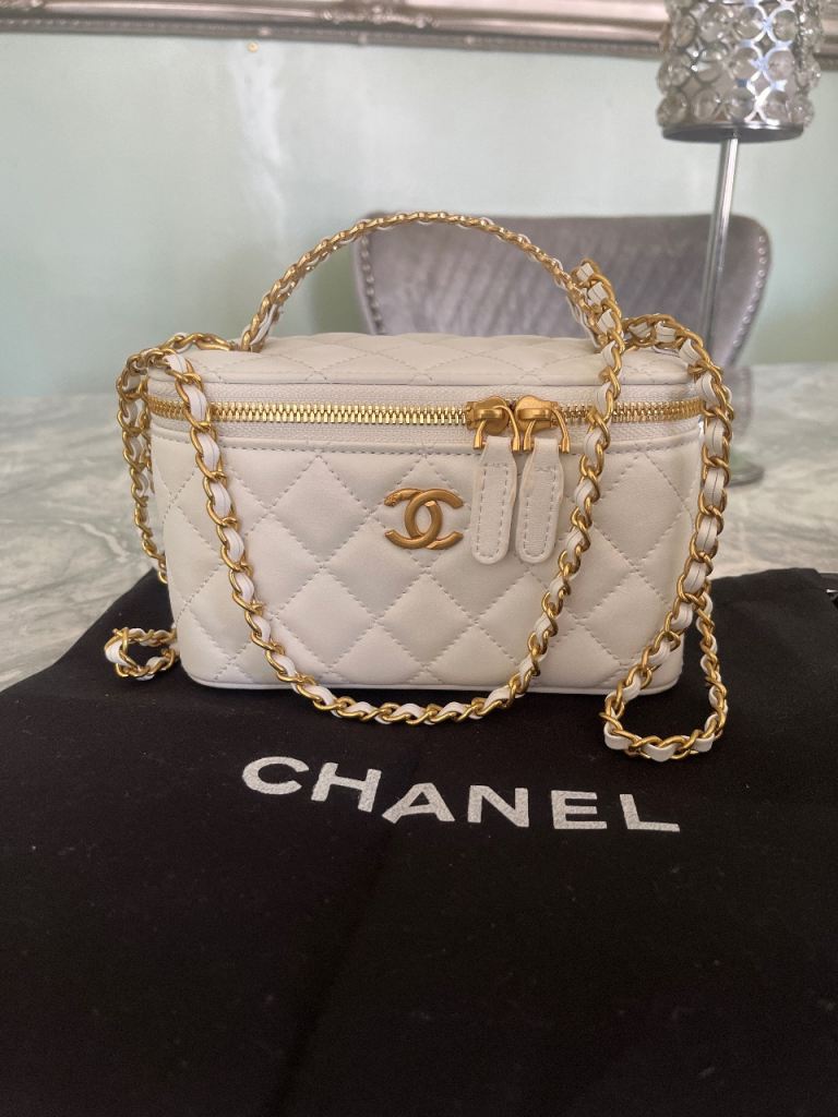 Chanel vanity bag 