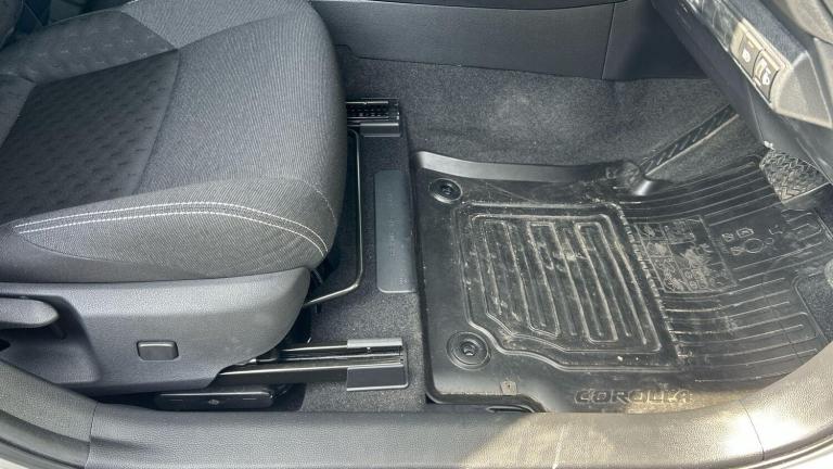  Toyota Corolla 1.8 VVT-h Car Derived Van 5dr Petrol Hybrid CVT Euro 6 (s/s) (140 ps) Petrol/Elec...